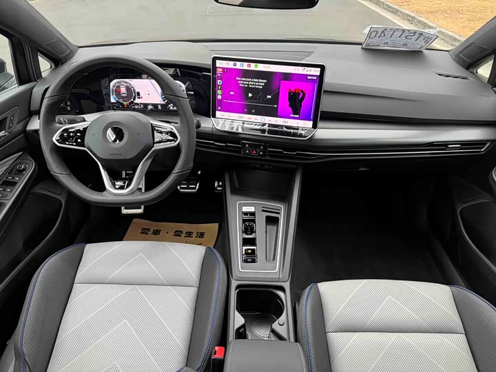 Volkswagen Golf 2025 2025款 300TSI R-Line