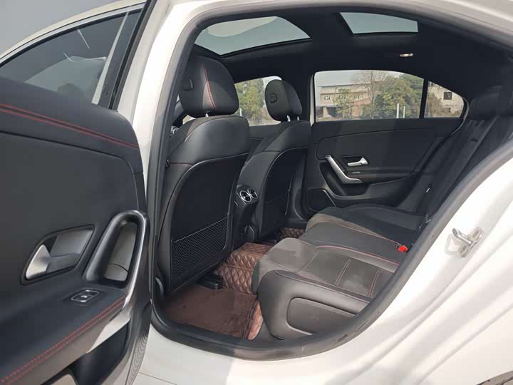 Mercedes-Benz A-Class 2024 2024款 A 200 L 时尚型