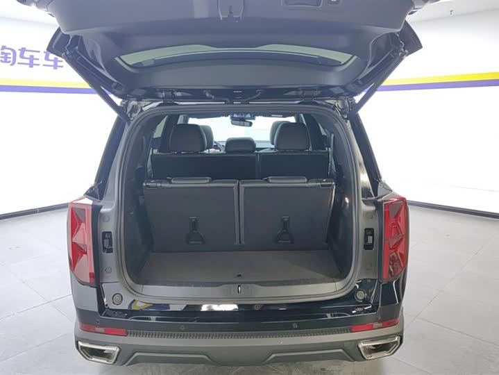 GAC Trumpchi GS8 2024 2024款 领航系列 2.0TGDI 两驱豪华智联版