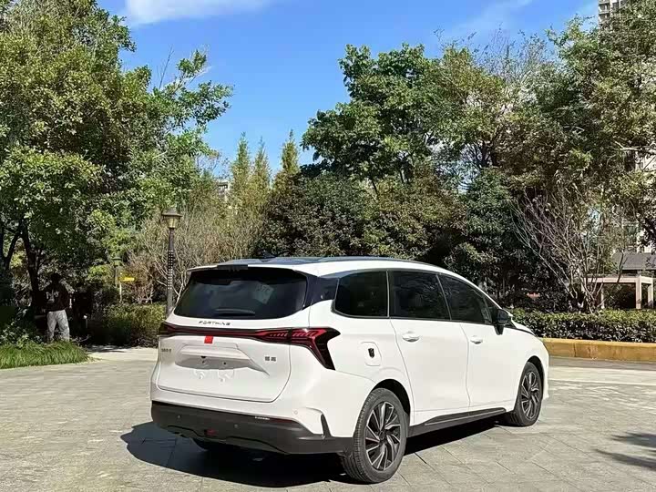 Dongfeng Forthing Yacht 2022 2022款 1.5T DCT逐浪版