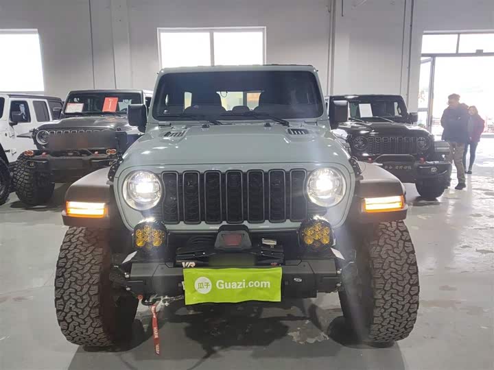 Jeep Wrangler 2024 2024款 2.0T 罗宾汉四门版