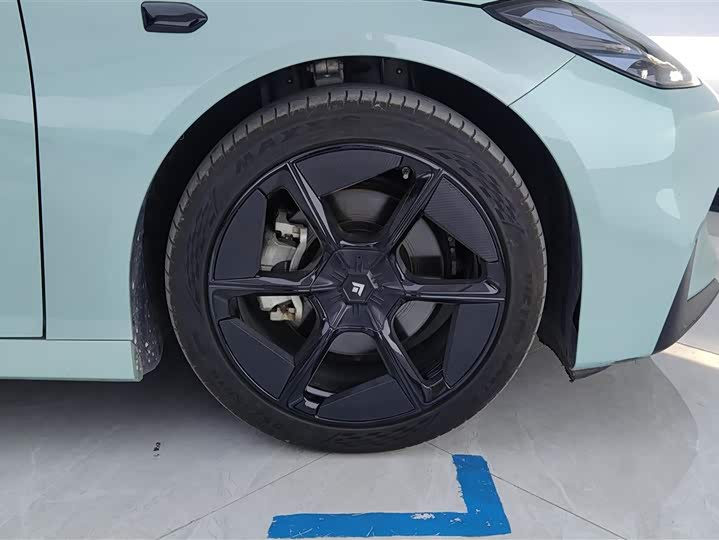 GAC Hyptec GT 2023 2023款 560后驱七翼版