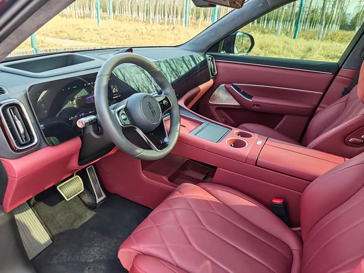 Aito M8 2025 2025款 增程 Ultra版 53.4kWh 5座版