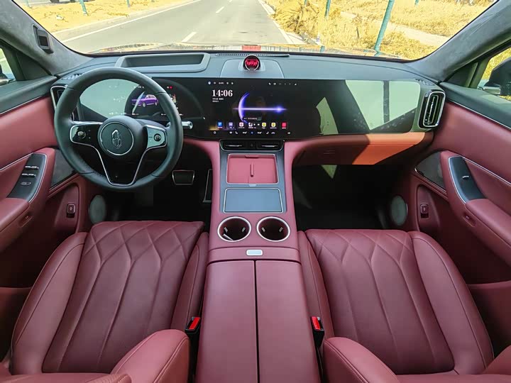 Aito M8 2025 2025款 增程 Ultra版 53.4kWh 5座版