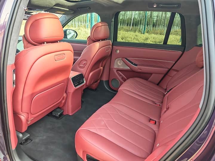 Aito M8 2025 2025款 增程 Ultra版 53.4kWh 5座版