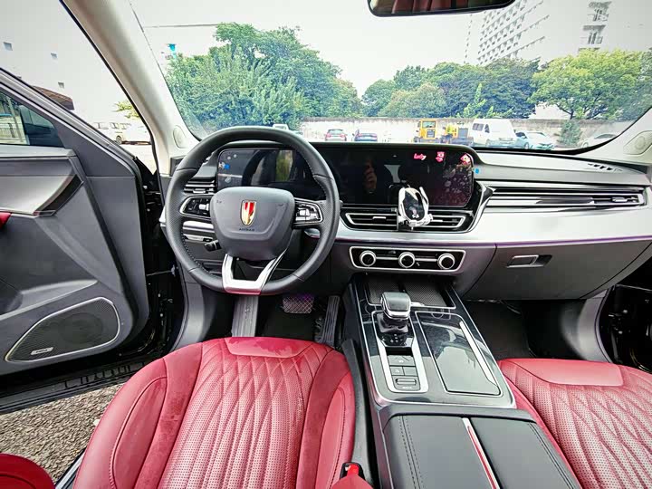 Hongqi HS5 2025 2025款 2.0T 两驱旗享Pro版