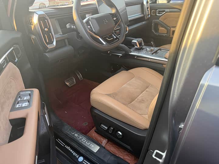 Jetour T2 2024 2024款 2.0T 四驱穿越PRO娱乐版