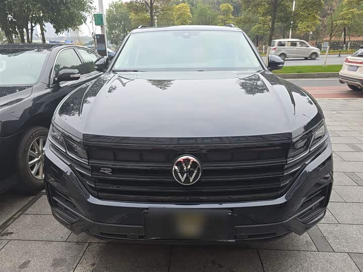 Volkswagen Touareg 2022 2022款 3.0TSI 锐享版 曜黑运动套装