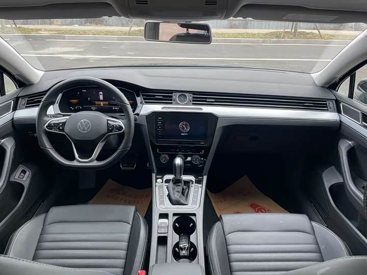 Volkswagen Magotan 2025 2025款 众享款 280TSI DSG舒适型