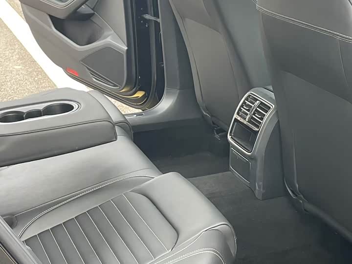 Volkswagen Magotan 2025 2025款 众享款 280TSI DSG舒适型