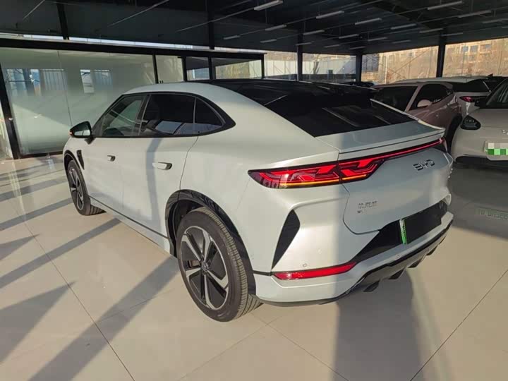 2025 BYD Song L
