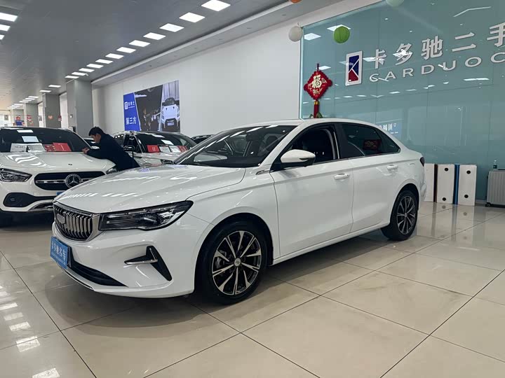 Geely Emgrand 2025 2025款 第4代 1.5L CVT尊贵型