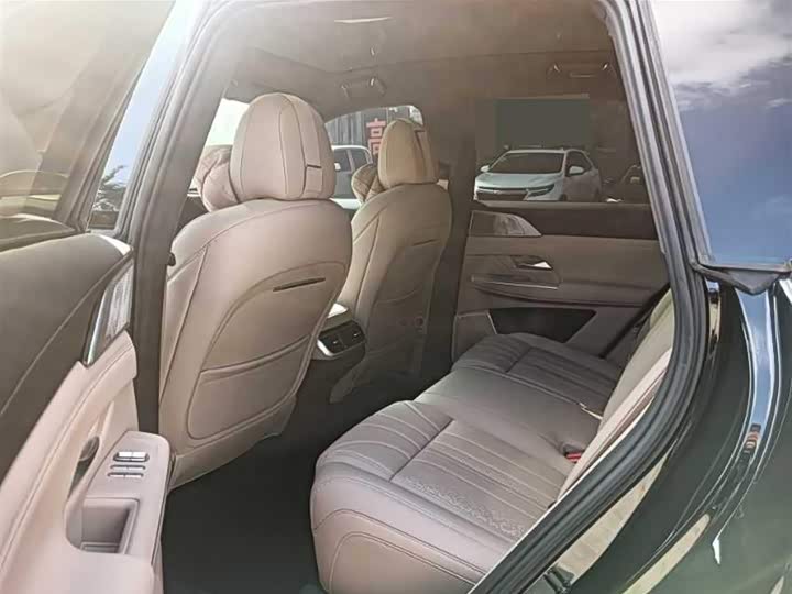 XPeng G9 2025 2025款 725 超长续航 Max