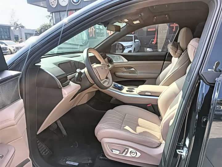 XPeng G9 2025 2025款 725 超长续航 Max