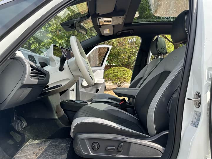 Volkswagen ID.3 2025 2025款 聪明款 极智氧气版
