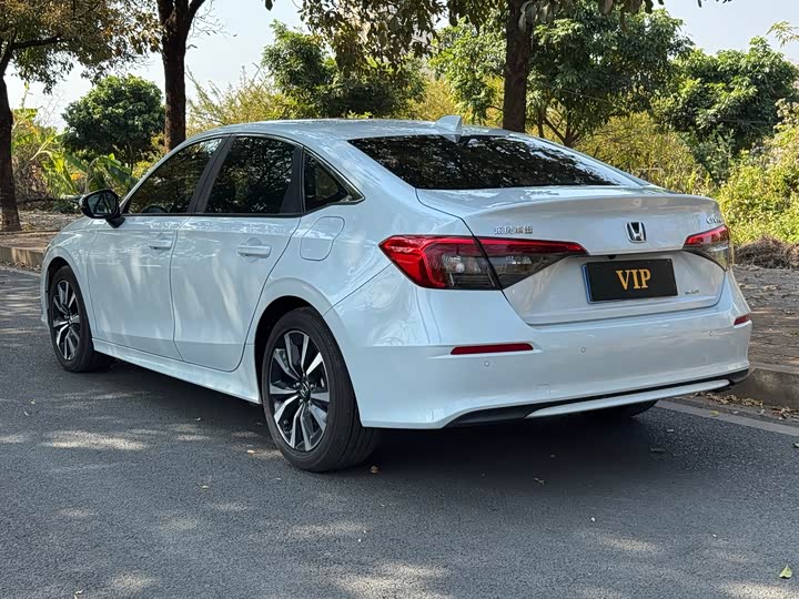 Honda Civic 2023 2023款 2.0L e:HEV 先锋版