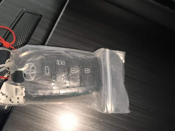 Toyota Granvia 2026 2026款 2.5L混动 尊贵PLUS四驱版