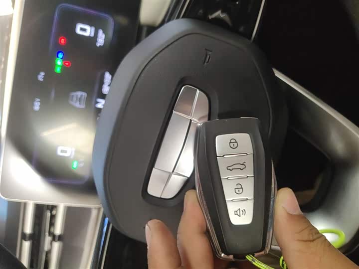 Geely Geometry E Firefly 2024 2024款 301km 流光