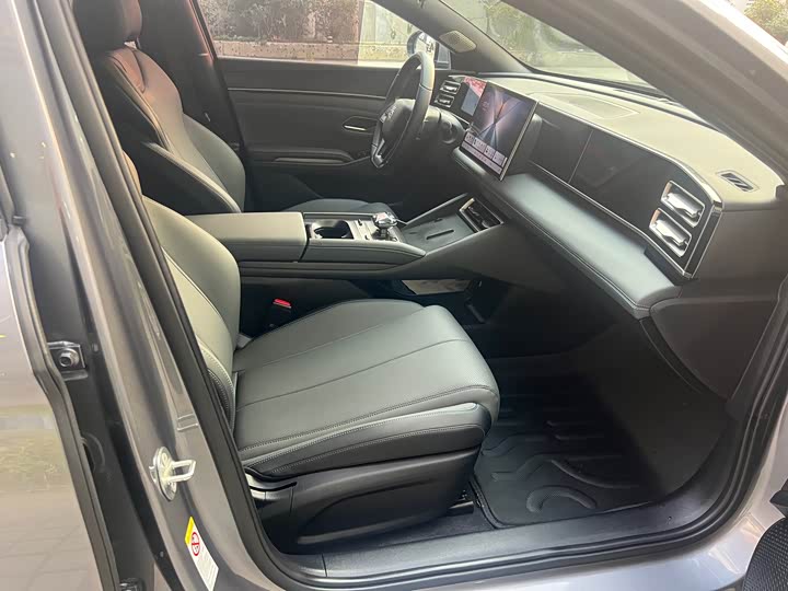 BYD Qin L 2025 2025款 DM-i 智驾版 120KM领先型