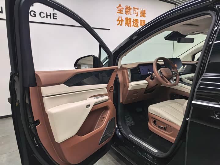 BYD Xia 2025 2025款 DM-i 1.5T 180km 卓越型