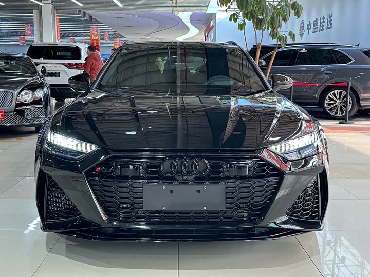 Audi RS 6 2024 2024款 RS 6 4.0T Avant performance