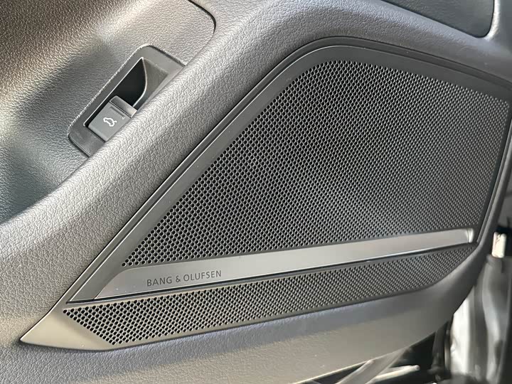 Audi RS 6 2024 2024款 RS 6 4.0T Avant performance