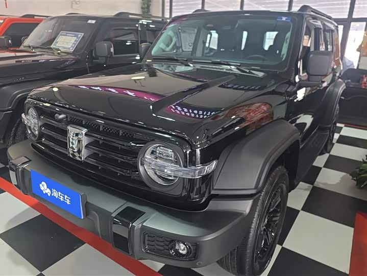 Tank 300 2024 2024款 2.0T 征服者