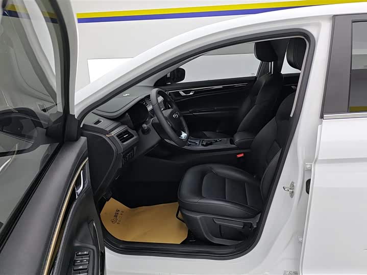 Geely Emgrand GL 2021 2021款 UP 1.4T CVT领尚型