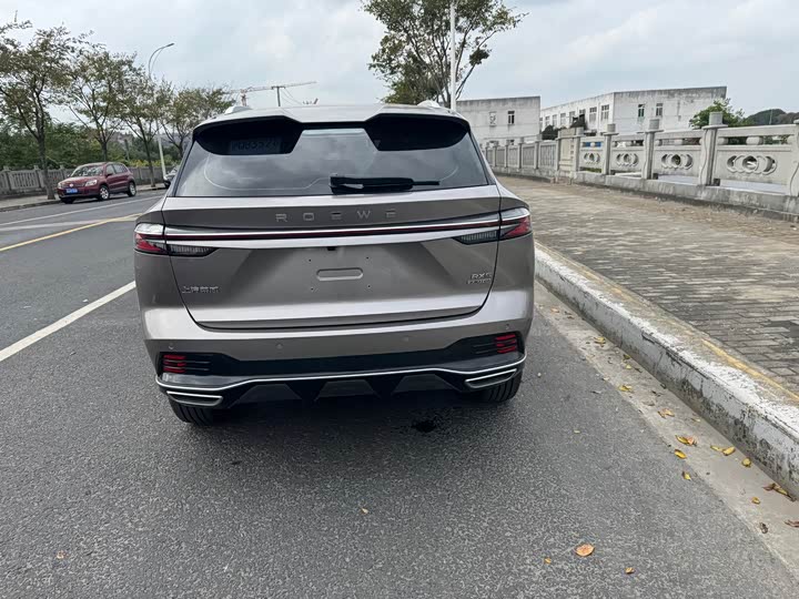 Roewe RX5 2023 2023款 1.5T 超感精英版