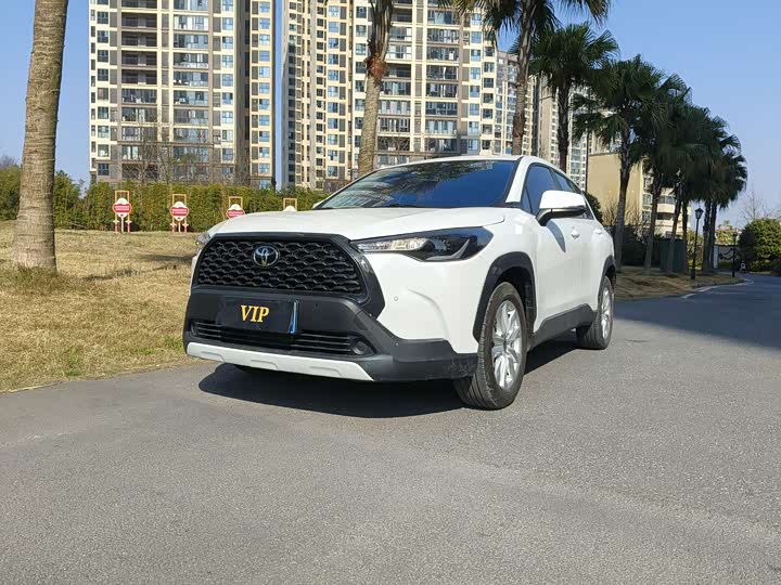 Toyota Corolla Cross 2024 2024款 2.0L 智能电混双擎 先锋版
