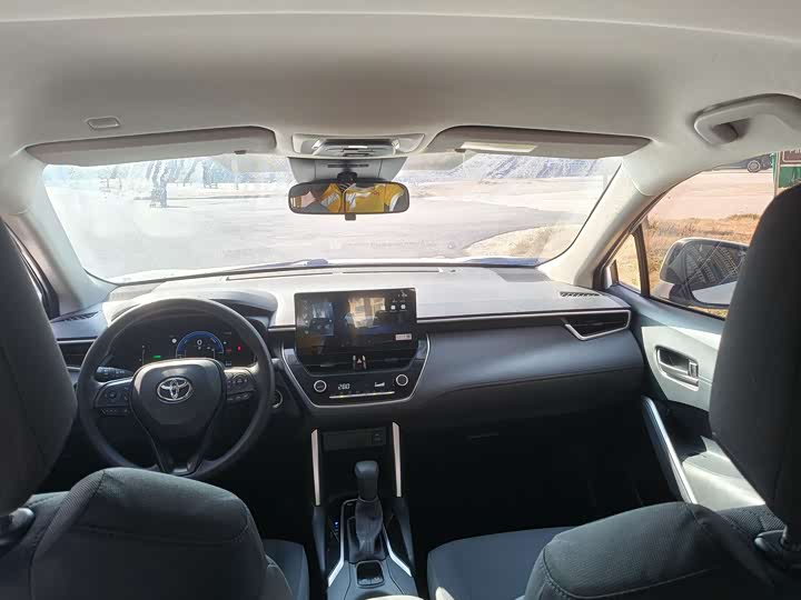 Toyota Corolla Cross 2024 2024款 2.0L 智能电混双擎 先锋版
