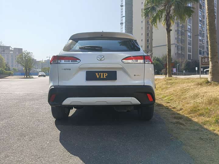 Toyota Corolla Cross 2024 2024款 2.0L 智能电混双擎 先锋版
