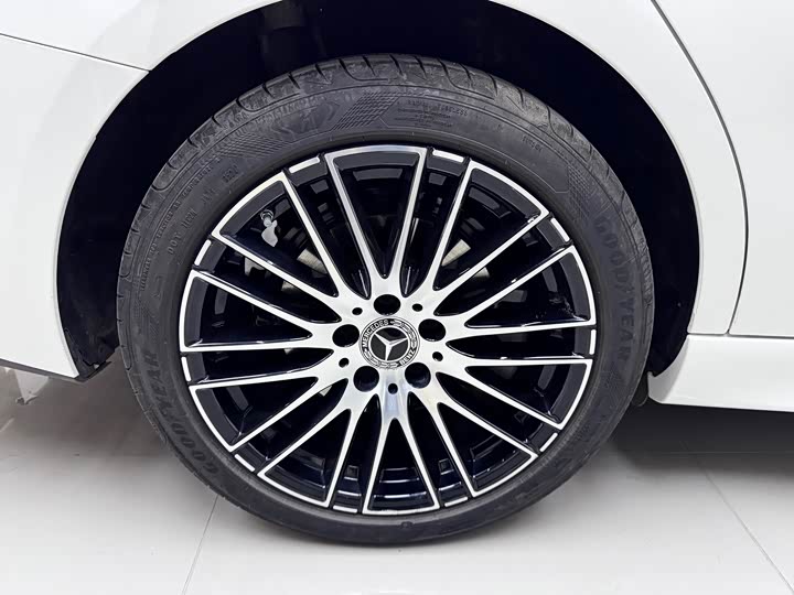 Mercedes-Benz C-Class 2025 2025款 C 260 L 运动版