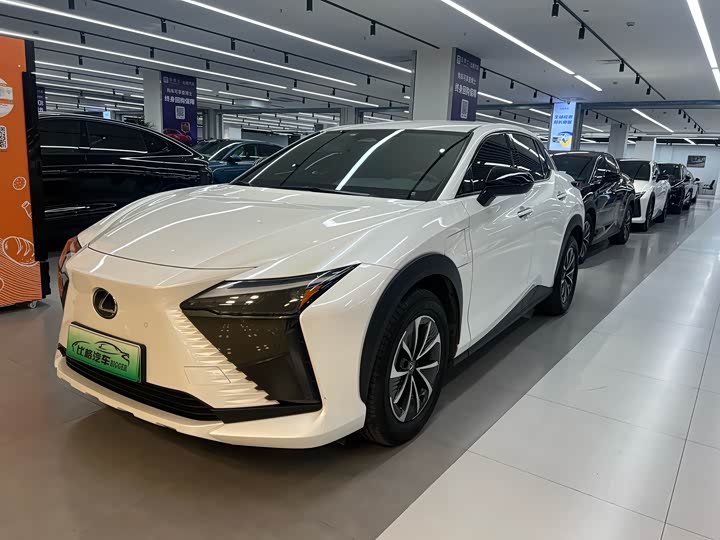 2023 Lexus RZ