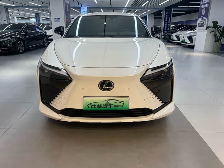 2023 Lexus RZ