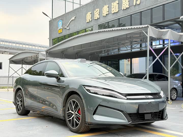 BYD Han L 2025 2025款 DM-p 四驱激光雷达旗舰型