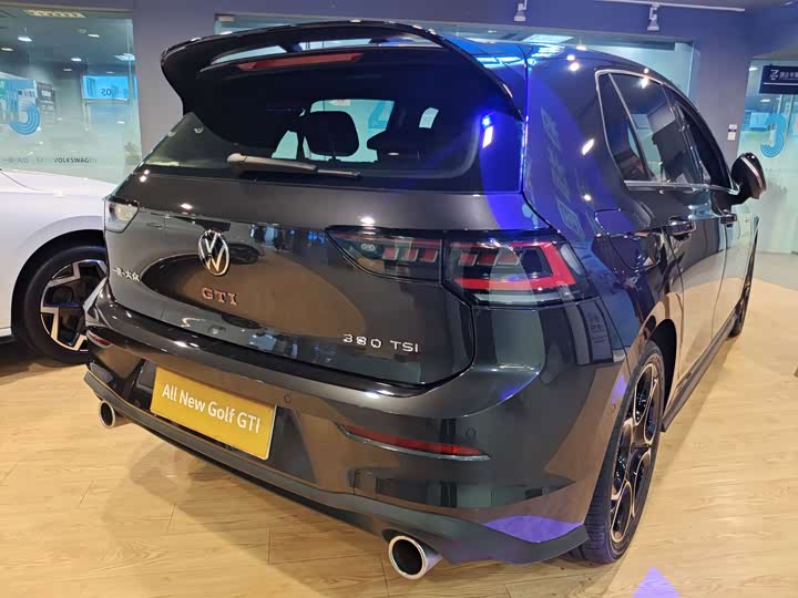 Volkswagen Golf GTI 2025 2025款 380TSI DSG GTI