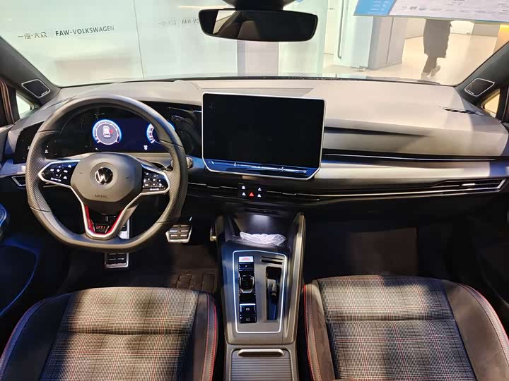 Volkswagen Golf GTI 2025 2025款 380TSI DSG GTI