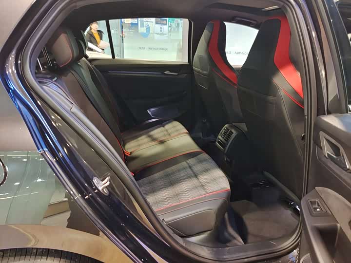 Volkswagen Golf GTI 2025 2025款 380TSI DSG GTI