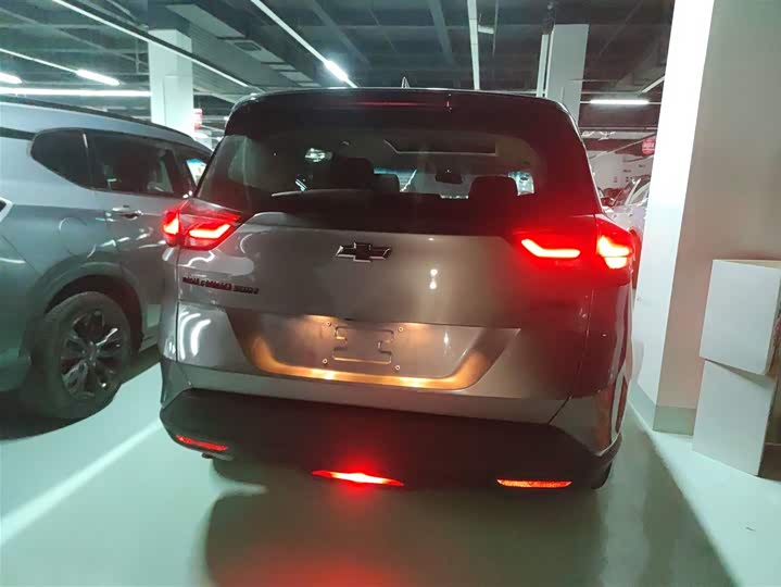 Chevrolet Orlando 2020 2020款 轻混 Redline 530T 自动纵享版（5+2款）