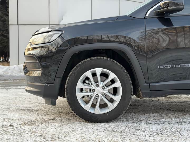 Jeep Compass 2021 2021款 220T 自动精英版