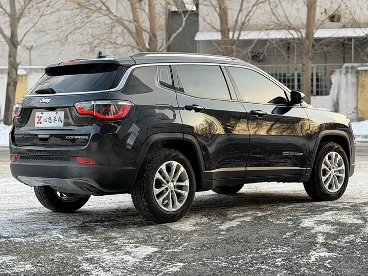 Jeep Compass 2021 2021款 220T 自动精英版