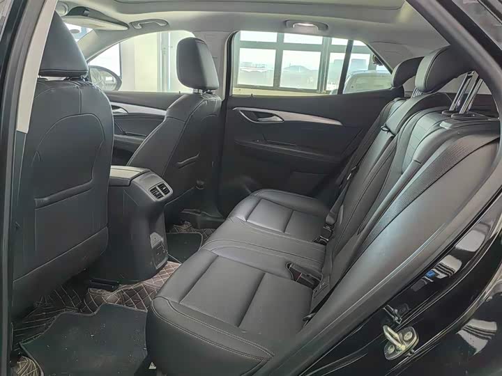 Buick Envision S 2025 2025款 25T 进享白金版