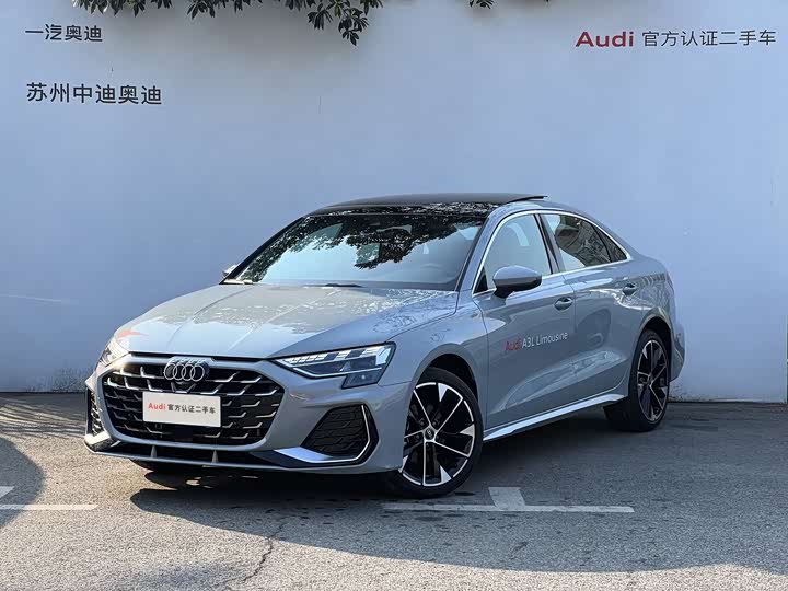 Audi A3 2025 2025款 A3L Limousine 35TFSI 飞驰尊享型