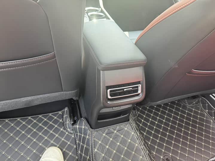 Changan Eado Plus 2025 2025款 PLUS 1.4T 双离合高能版