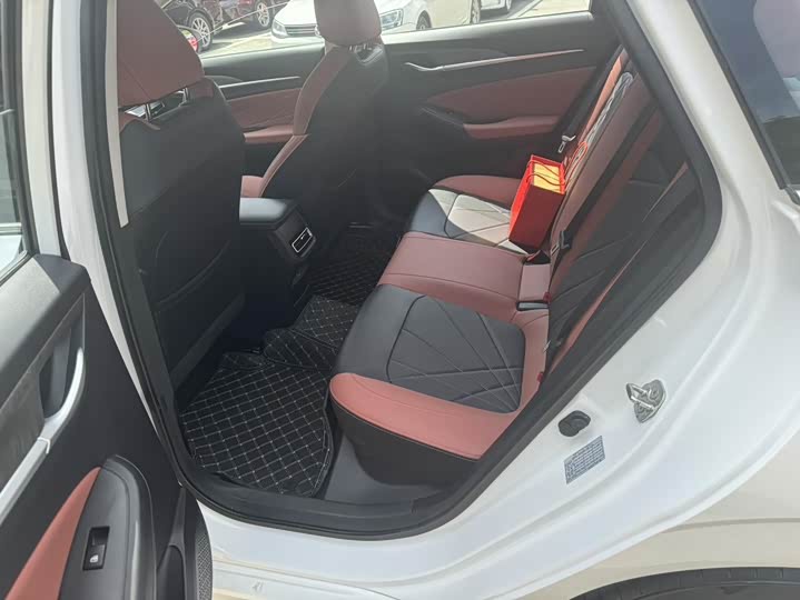 Changan Eado Plus 2025 2025款 PLUS 1.4T 双离合高能版