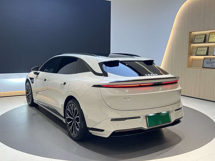 Zeekr 007 GT 2025 2025款 后驱智驾版 75kWh