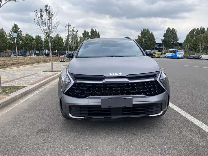 Kia Sportage 2023 2023款 1.5T 两驱尊贵版