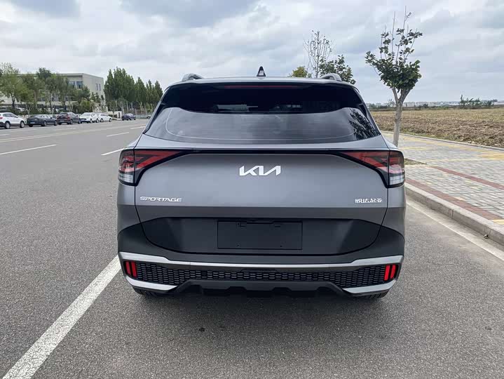 Kia Sportage 2023 2023款 1.5T 两驱尊贵版