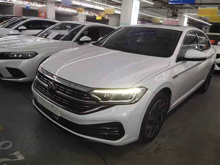 Volkswagen Sagitar L 2024 2024款 300TSI DSG超越版